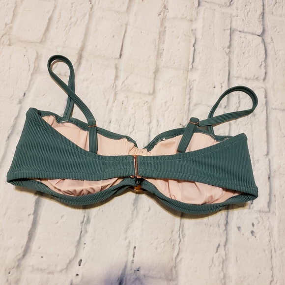 Shade & Shore size 34 D - Picture 2 of 5